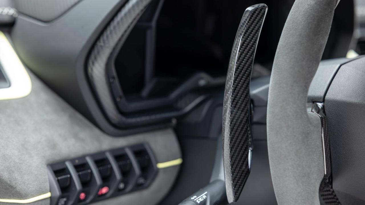 2020 Lamborghini Si&aacute;n FKP 37