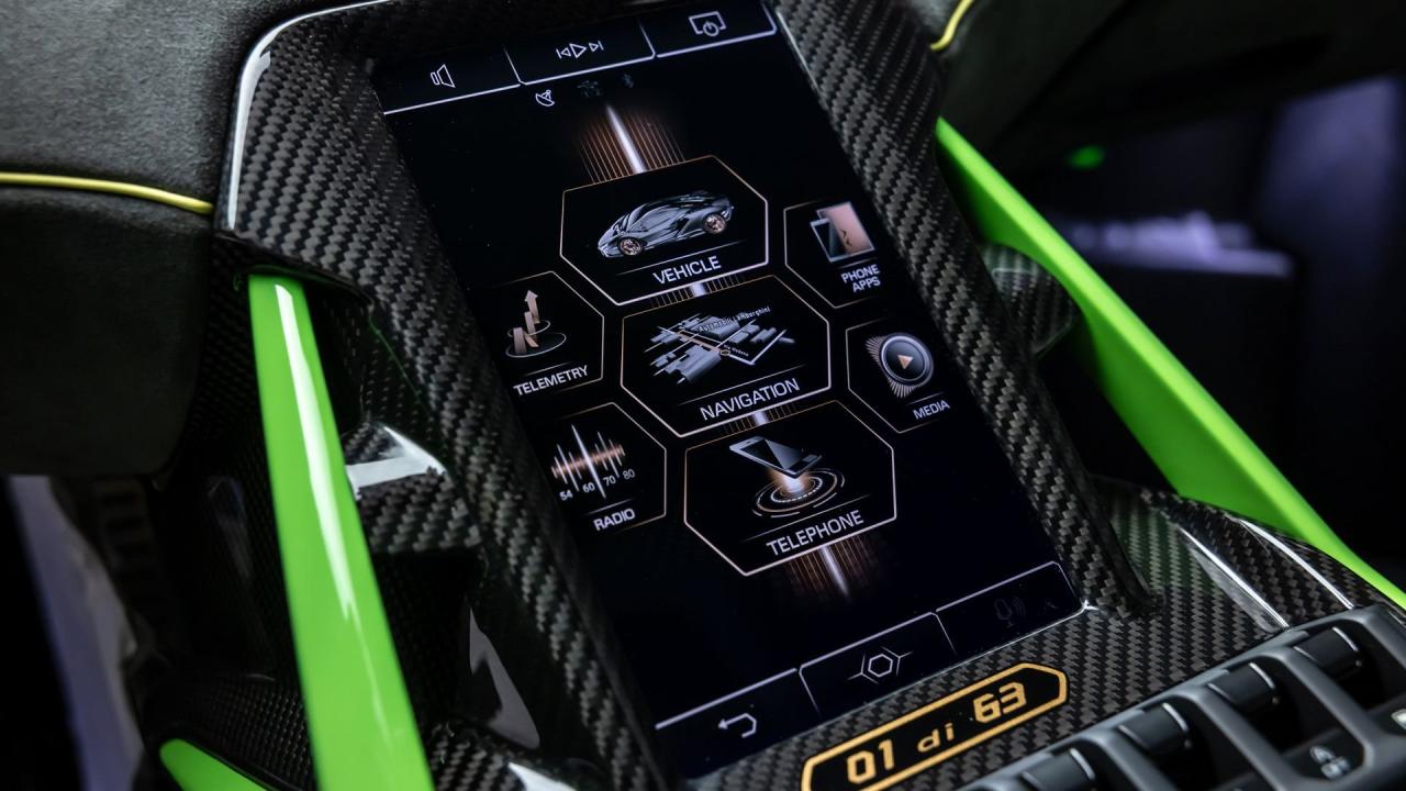 2020 Lamborghini Si&aacute;n FKP 37