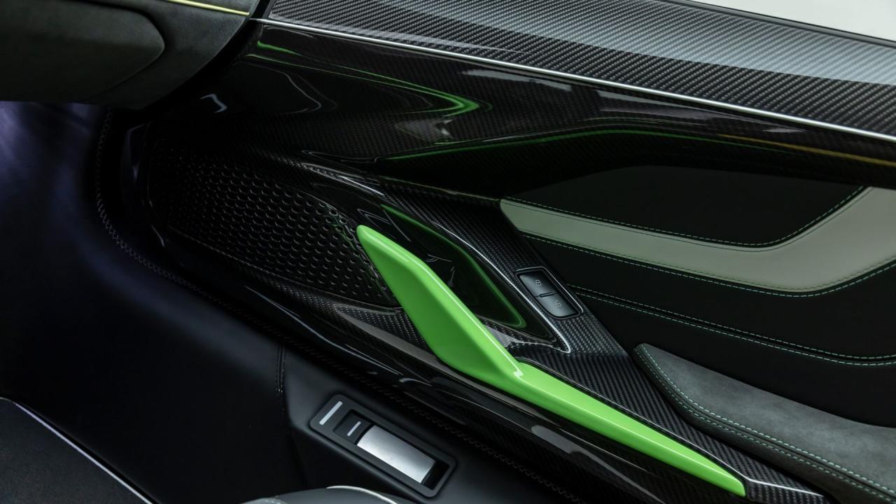 2020 Lamborghini Si&aacute;n FKP 37