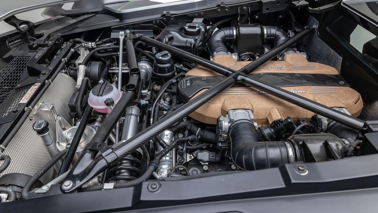 2020 Lamborghini Si&aacute;n FKP 37