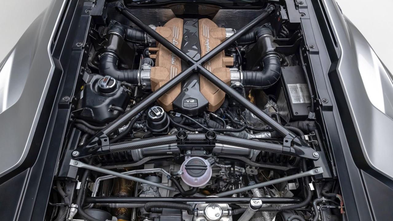 2020 Lamborghini Si&aacute;n FKP 37