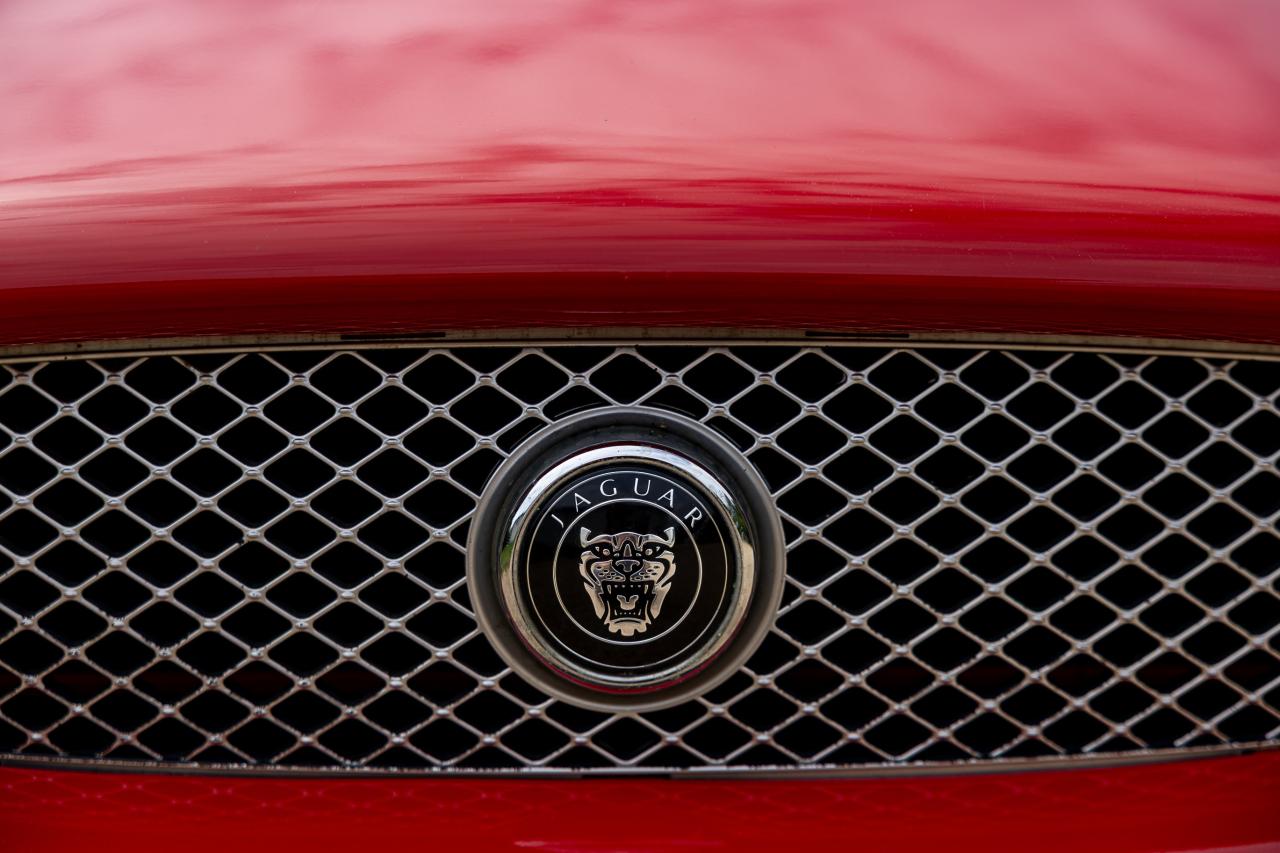 2007 Jaguar XKR Convertible (4.2 litre)