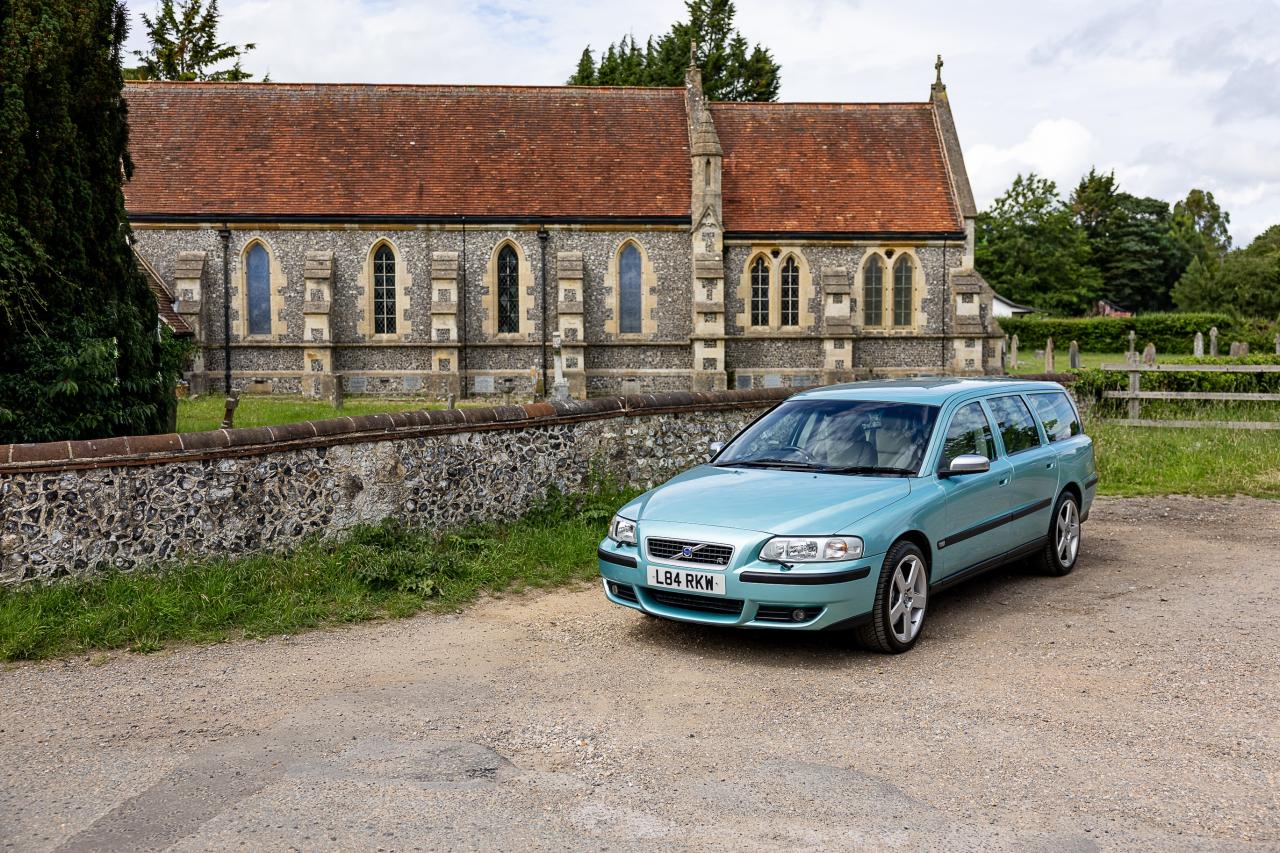 2003 Volvo V70R