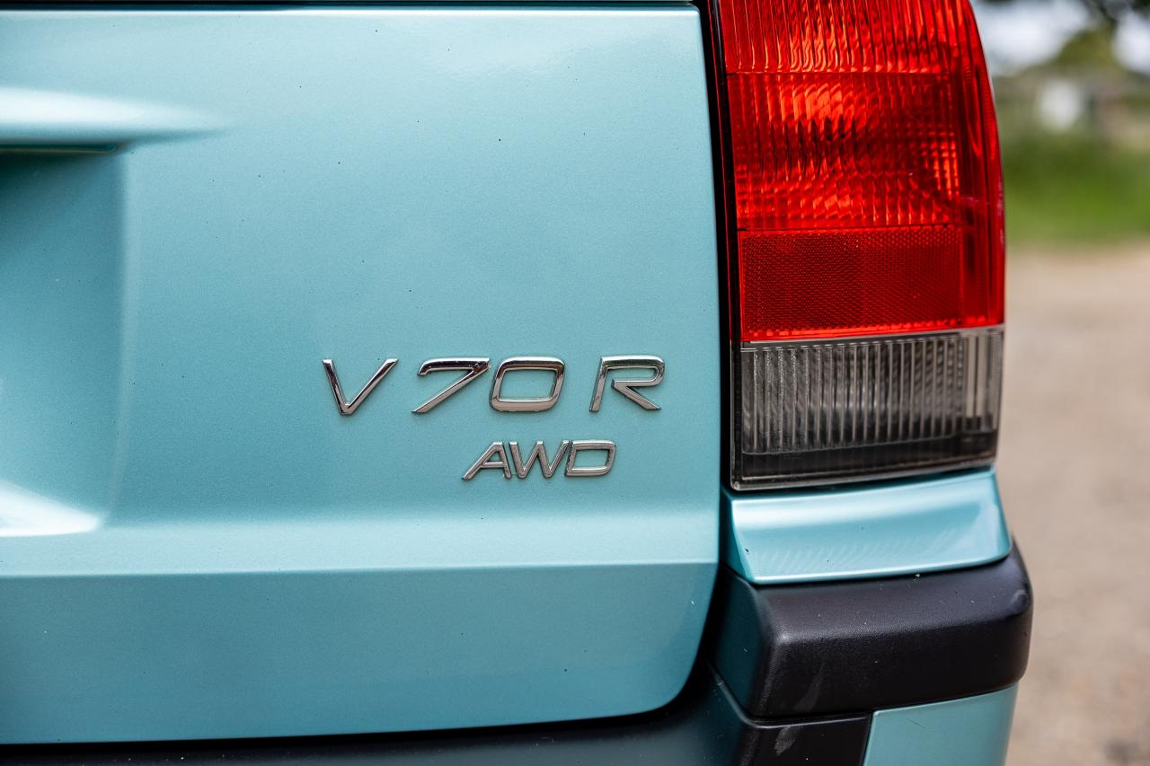 2003 Volvo V70R