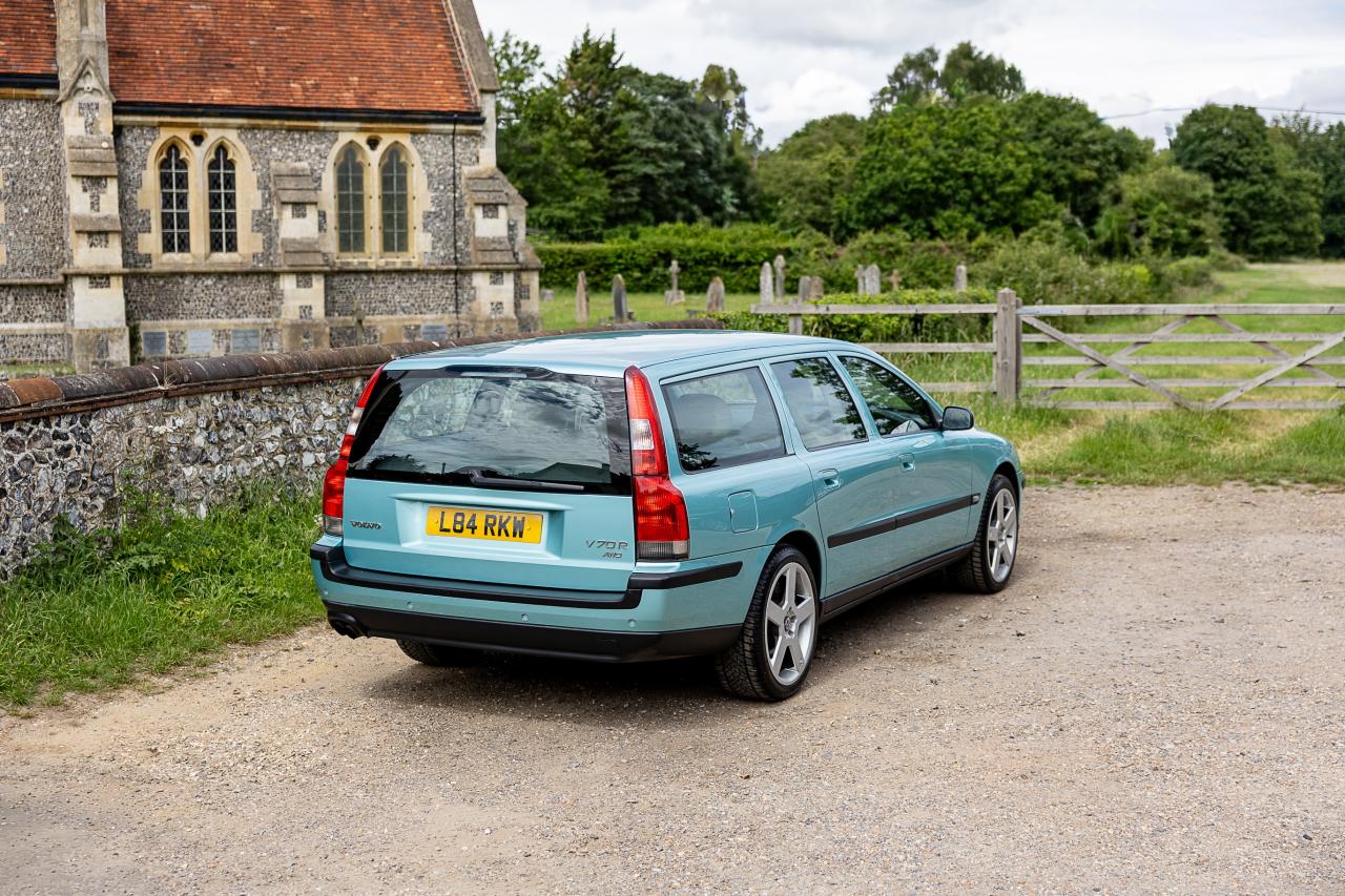 2003 Volvo V70R
