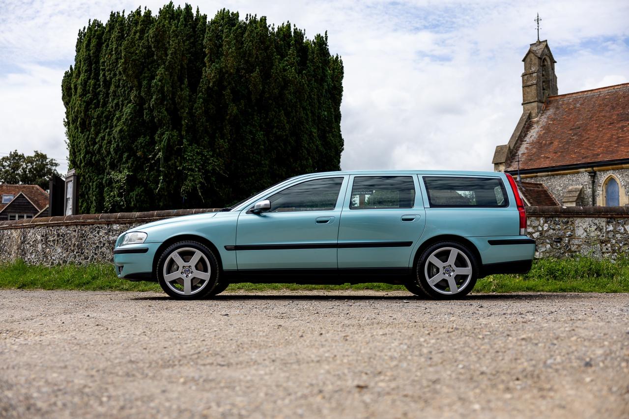 2003 Volvo V70R