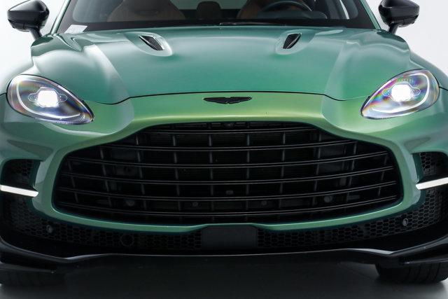 2023 Aston Martin DBX
