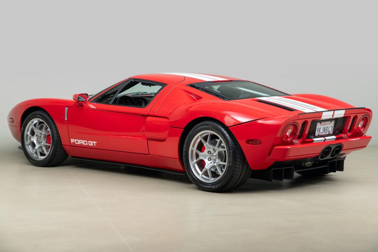2005 Ford GT