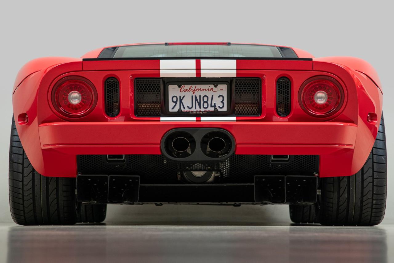 2005 Ford GT