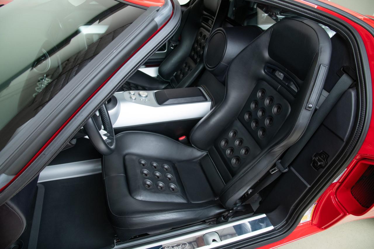 2005 Ford GT