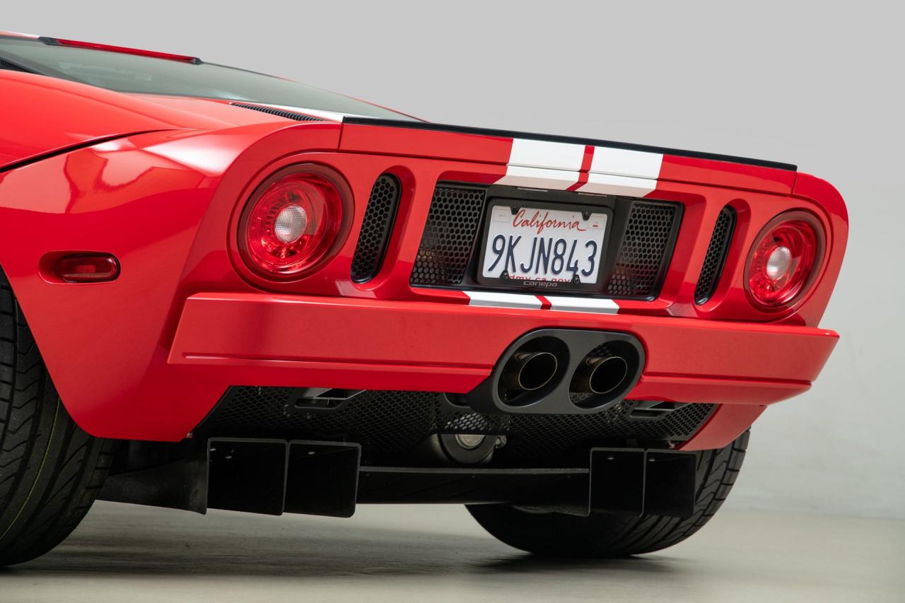2005 Ford GT