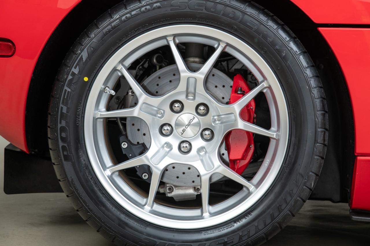 2005 Ford GT
