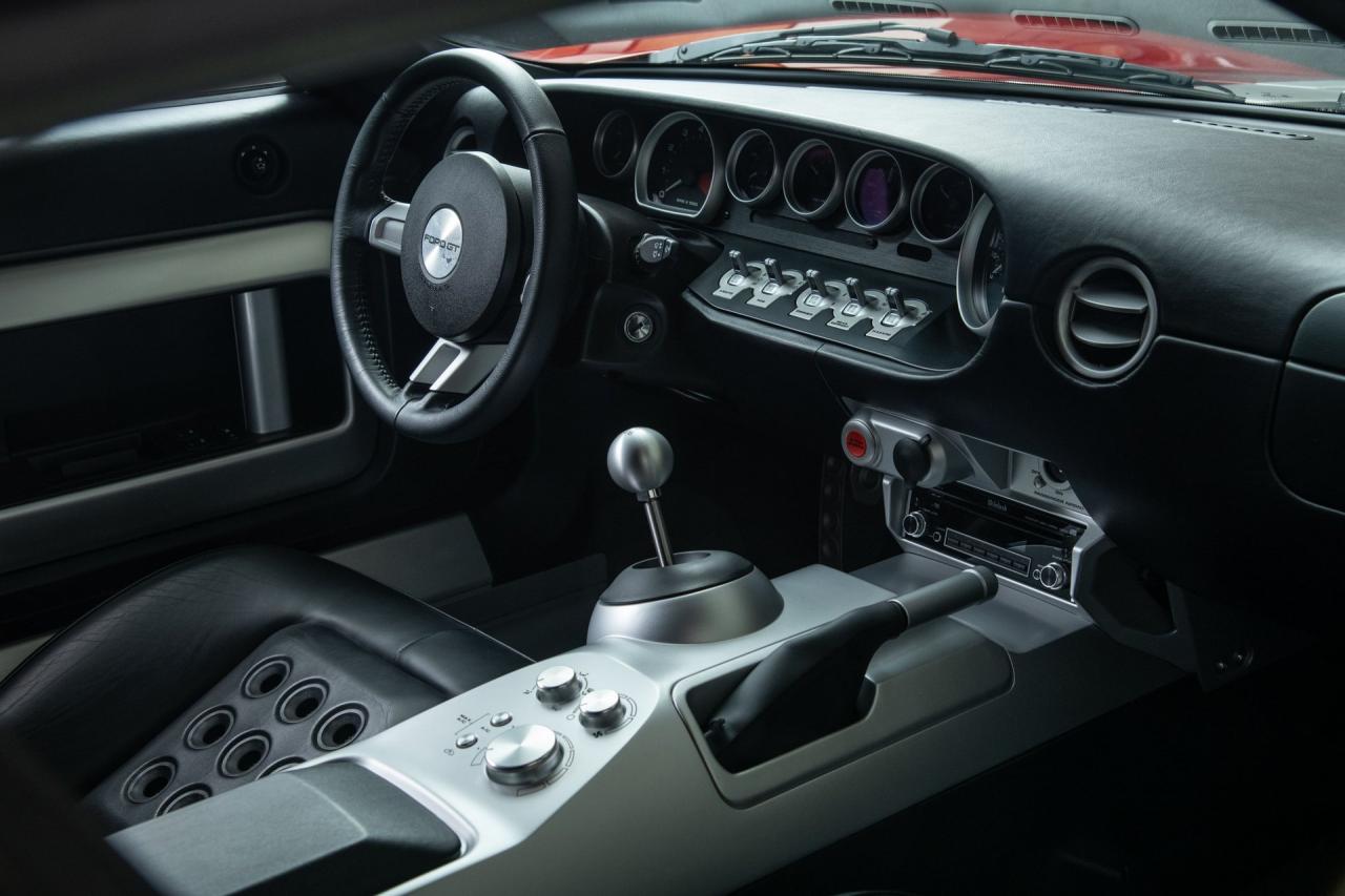 2005 Ford GT