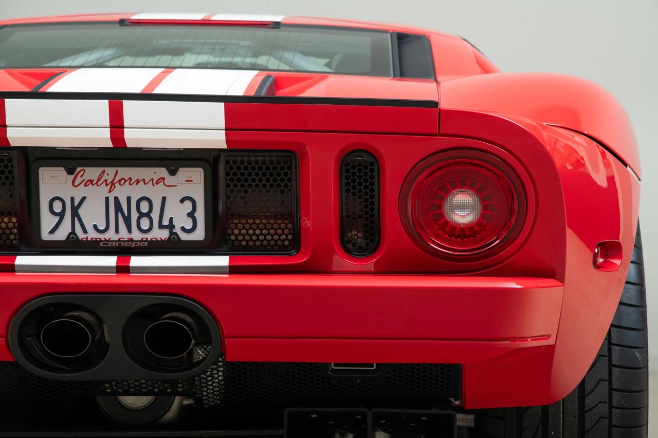 2005 Ford GT