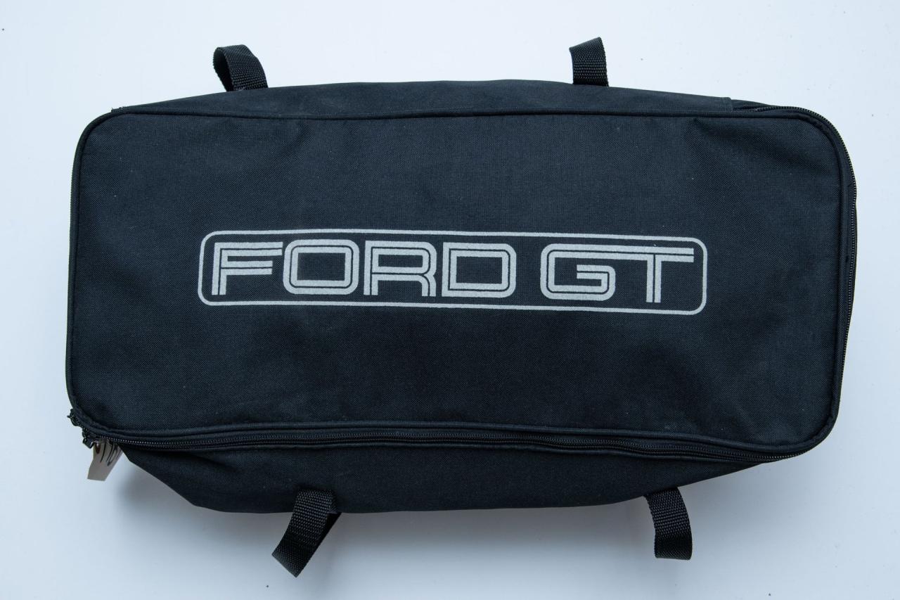 2005 Ford GT