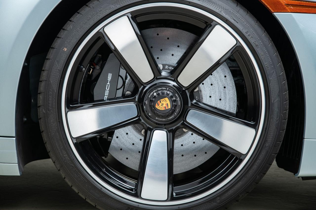 2023 Porsche 911 Sport Classic