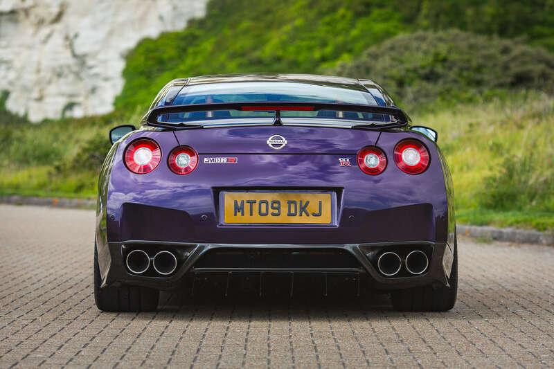 2009 Nissan R35 GTR BLACK EDITION