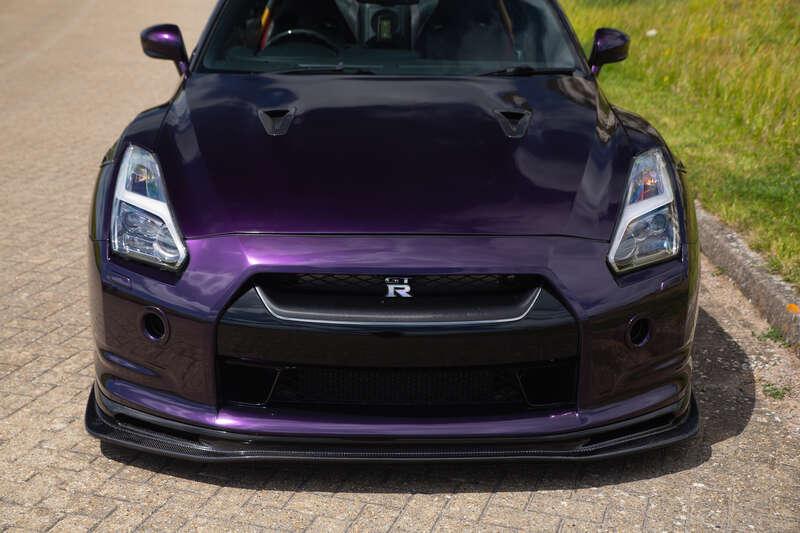 2009 Nissan R35 GTR BLACK EDITION