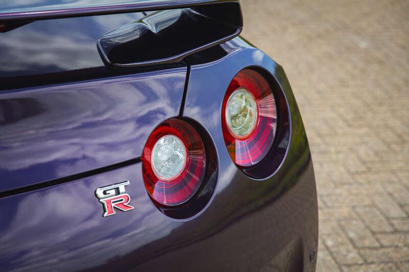 2009 Nissan R35 GTR BLACK EDITION
