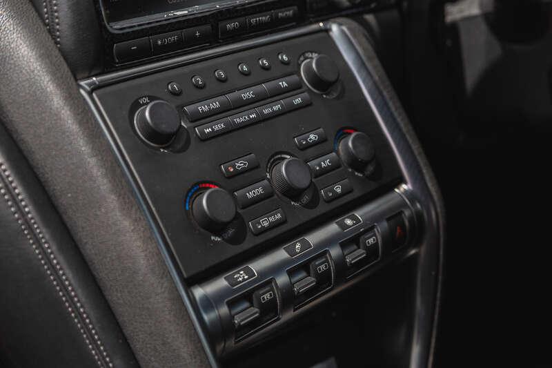 2009 Nissan R35 GTR BLACK EDITION