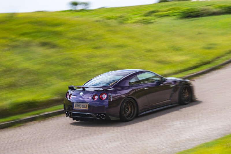 2009 Nissan R35 GTR BLACK EDITION