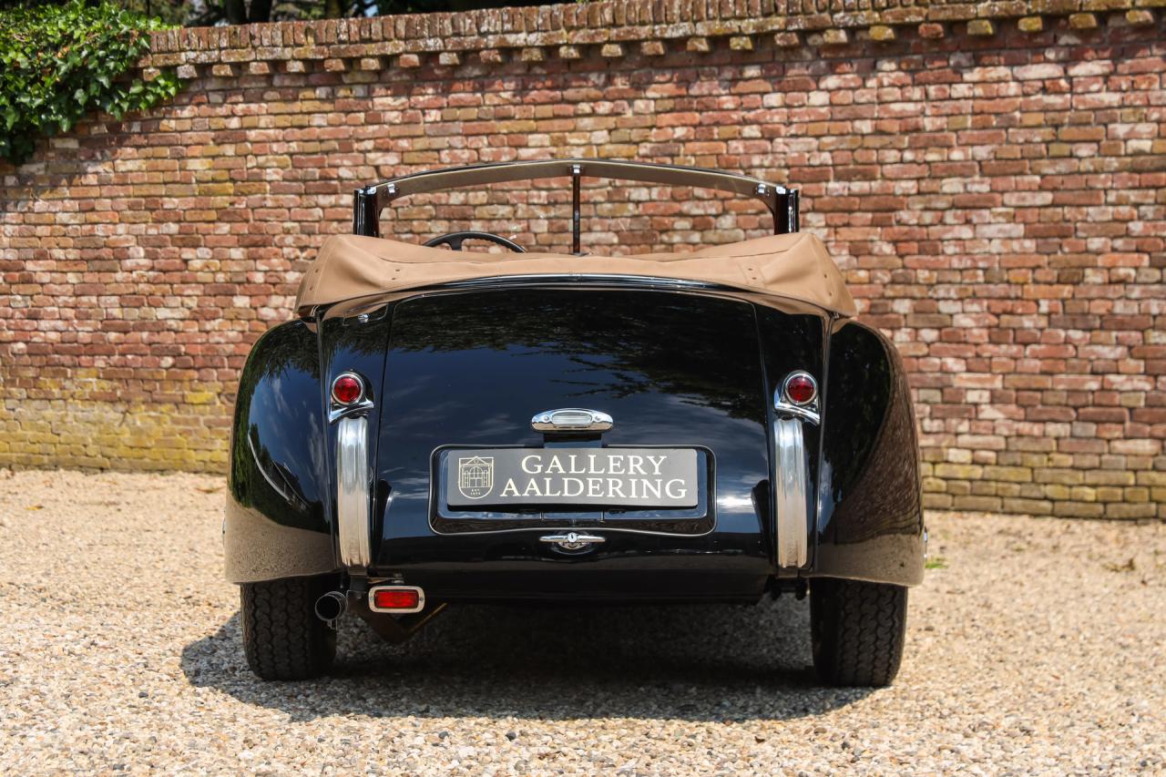 1953 Jaguar XK120 DHC &ldquo;Black and cognac&rdquo;