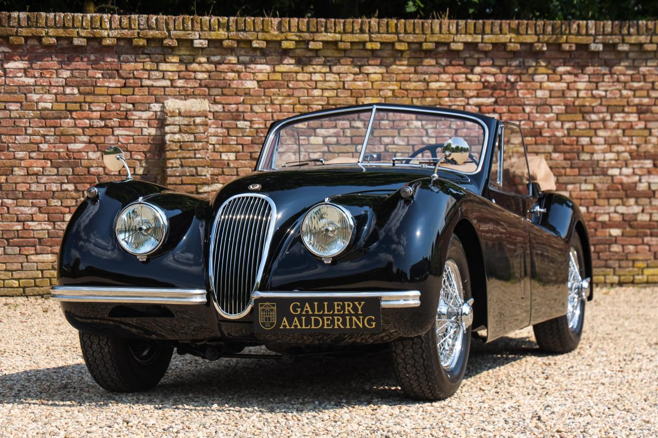 1953 Jaguar XK120 DHC &ldquo;Black and cognac&rdquo;