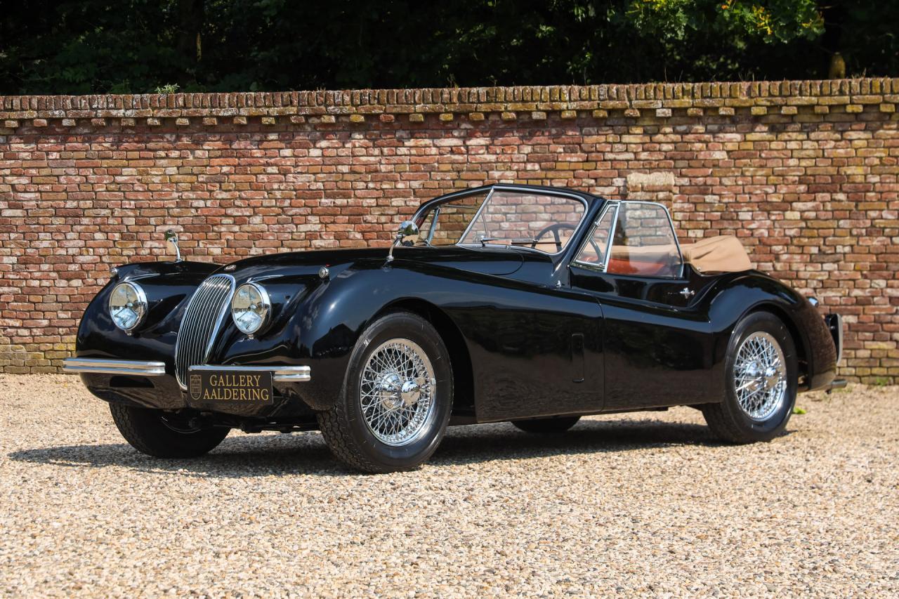 1953 Jaguar XK120 DHC &ldquo;Black and cognac&rdquo;