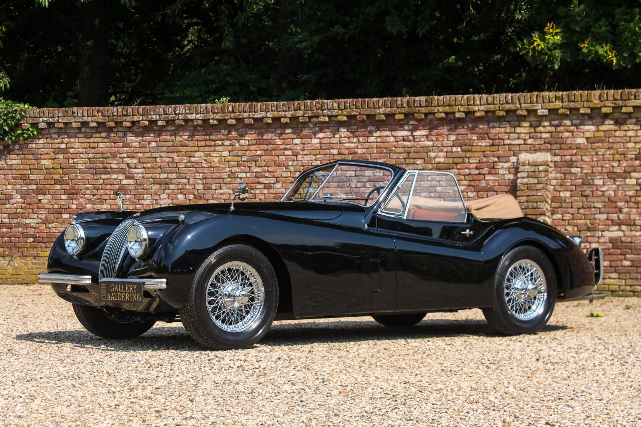 1953 Jaguar XK120 DHC &ldquo;Black and cognac&rdquo;