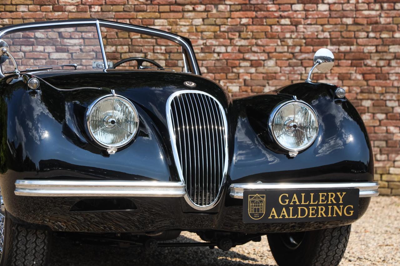 1953 Jaguar XK120 DHC &ldquo;Black and cognac&rdquo;