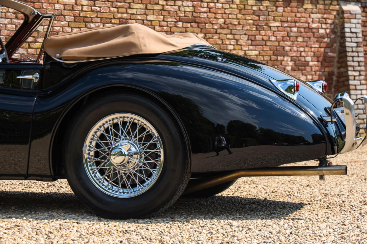 1953 Jaguar XK120 DHC &ldquo;Black and cognac&rdquo;