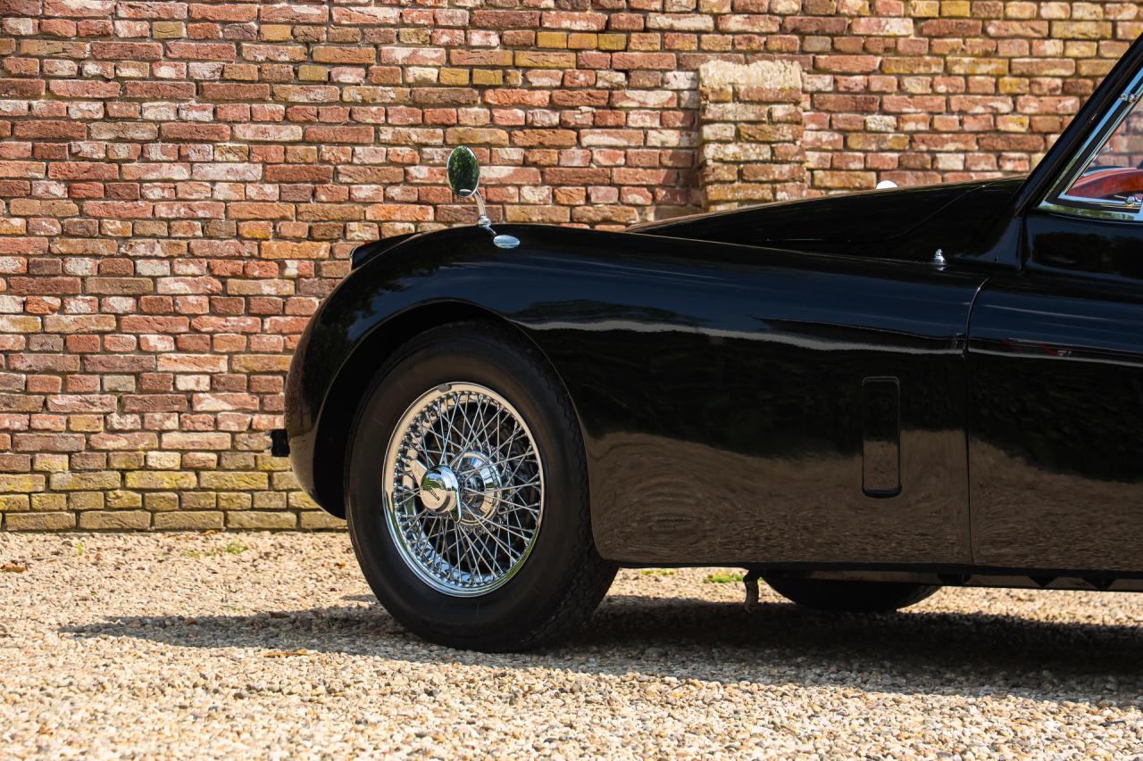 1953 Jaguar XK120 DHC &ldquo;Black and cognac&rdquo;