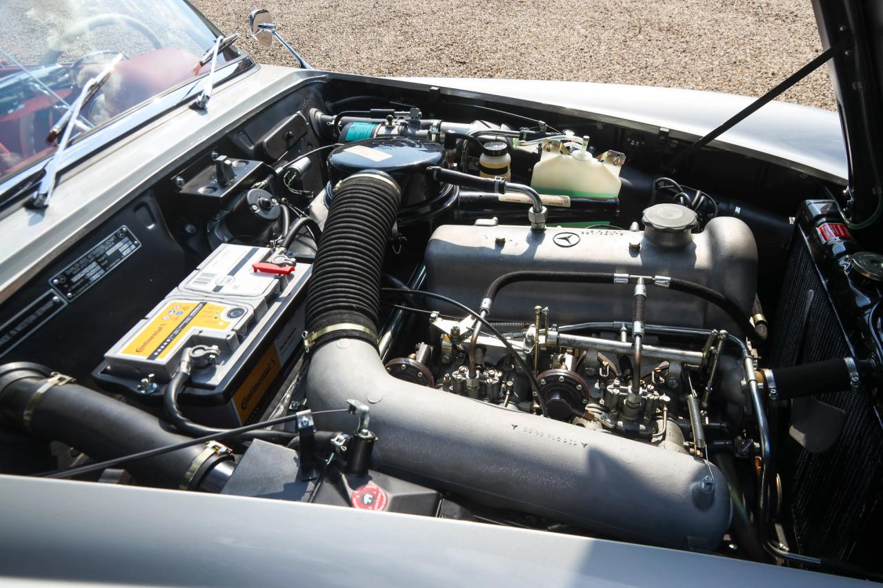 1960 Mercedes - Benz Mercedes Benz 190 SL &ldquo;Comprehensive bare metal restoration in 2018&rdquo;