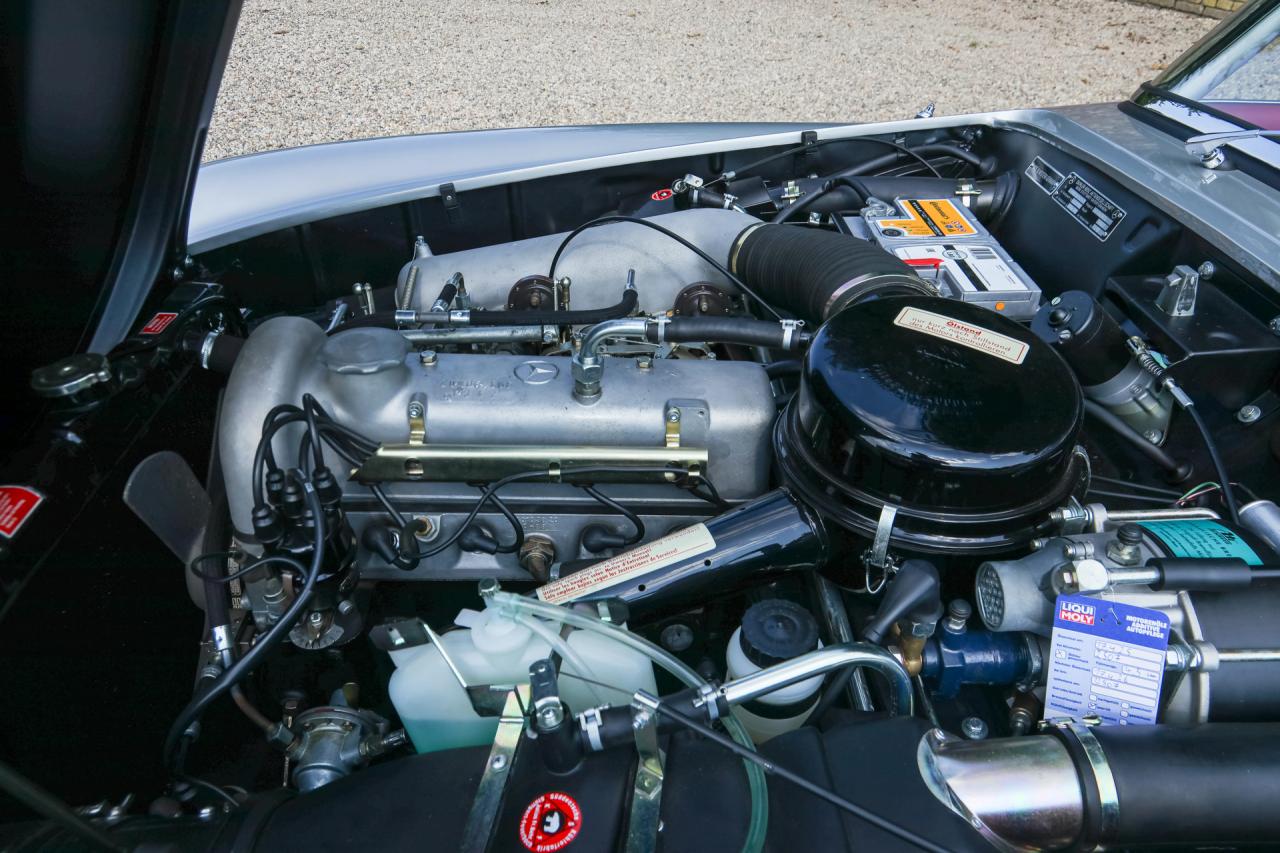 1960 Mercedes - Benz Mercedes Benz 190 SL &ldquo;Comprehensive bare metal restoration in 2018&rdquo;