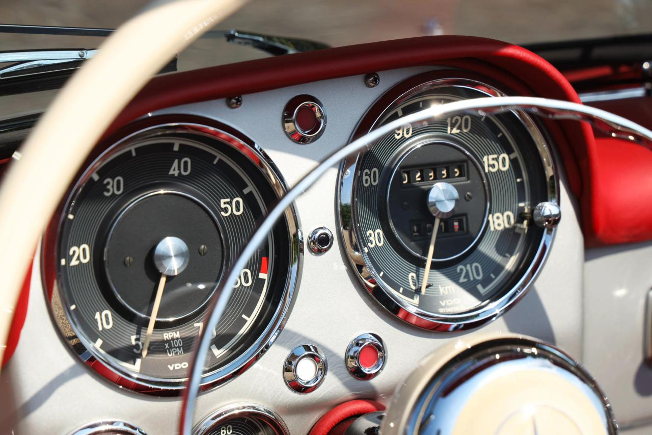 1960 Mercedes - Benz Mercedes Benz 190 SL &ldquo;Comprehensive bare metal restoration in 2018&rdquo;