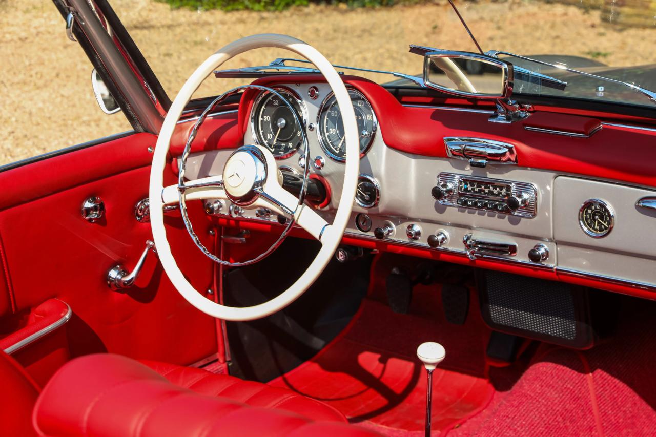 1960 Mercedes - Benz Mercedes Benz 190 SL &ldquo;Comprehensive bare metal restoration in 2018&rdquo;