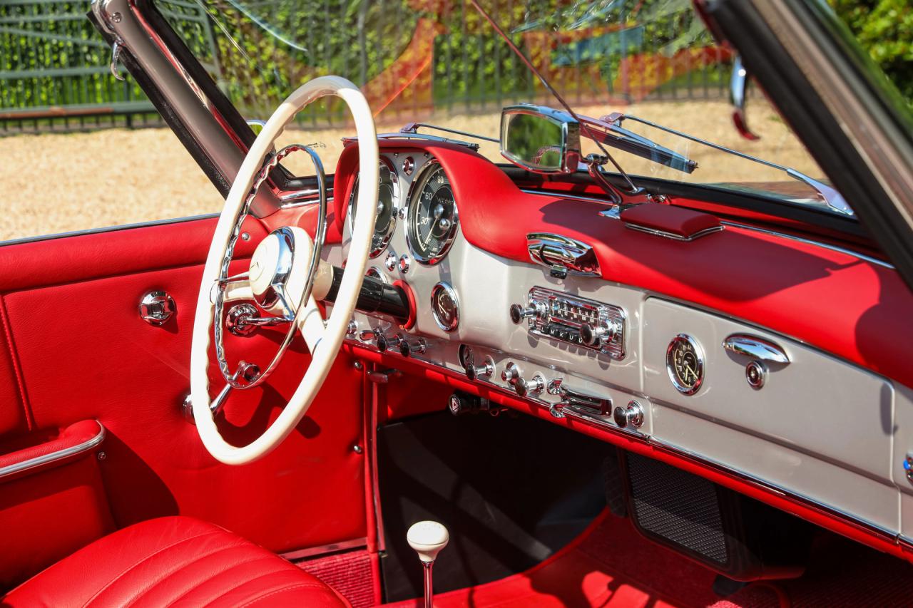 1960 Mercedes - Benz Mercedes Benz 190 SL &ldquo;Comprehensive bare metal restoration in 2018&rdquo;