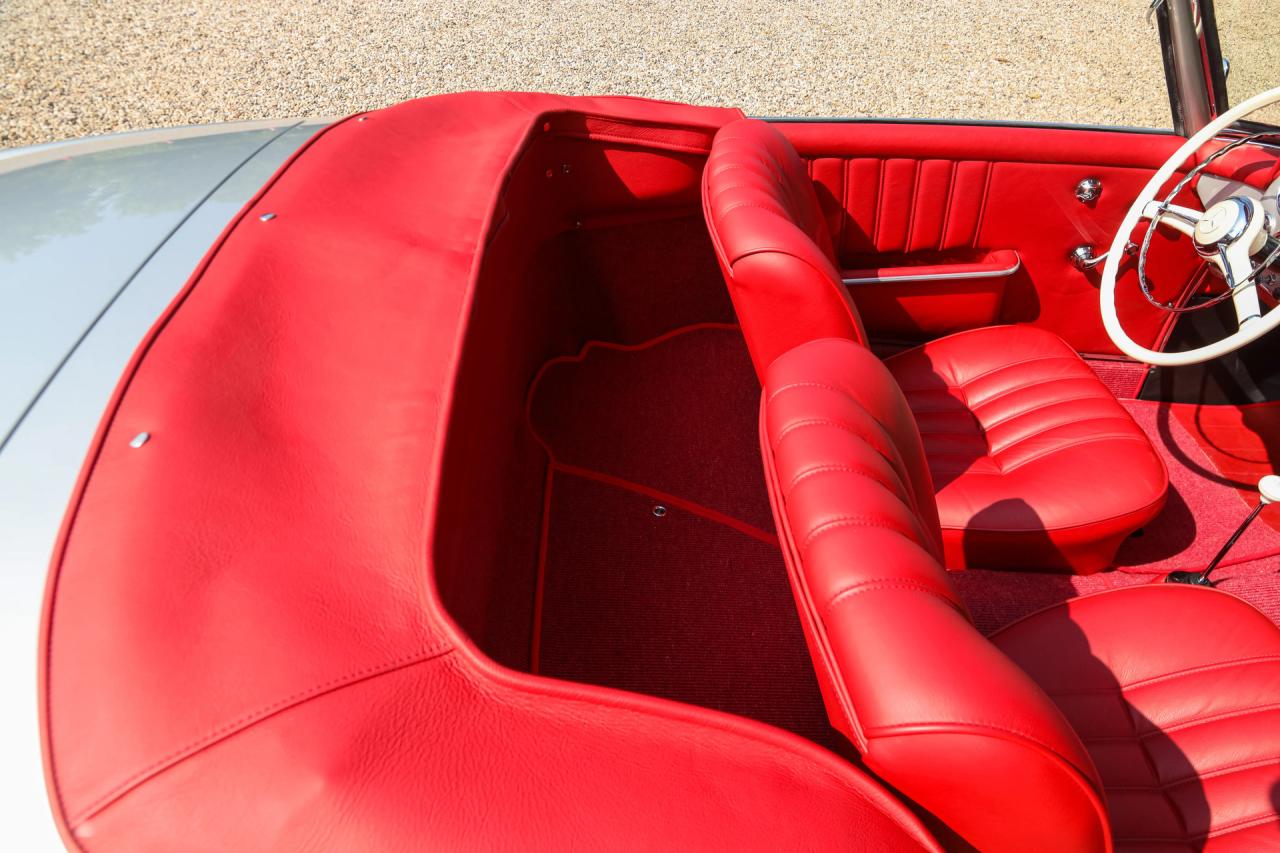1960 Mercedes - Benz Mercedes Benz 190 SL &ldquo;Comprehensive bare metal restoration in 2018&rdquo;