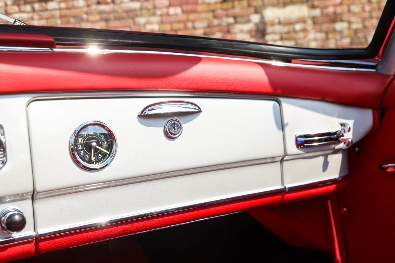 1960 Mercedes - Benz Mercedes Benz 190 SL &ldquo;Comprehensive bare metal restoration in 2018&rdquo;