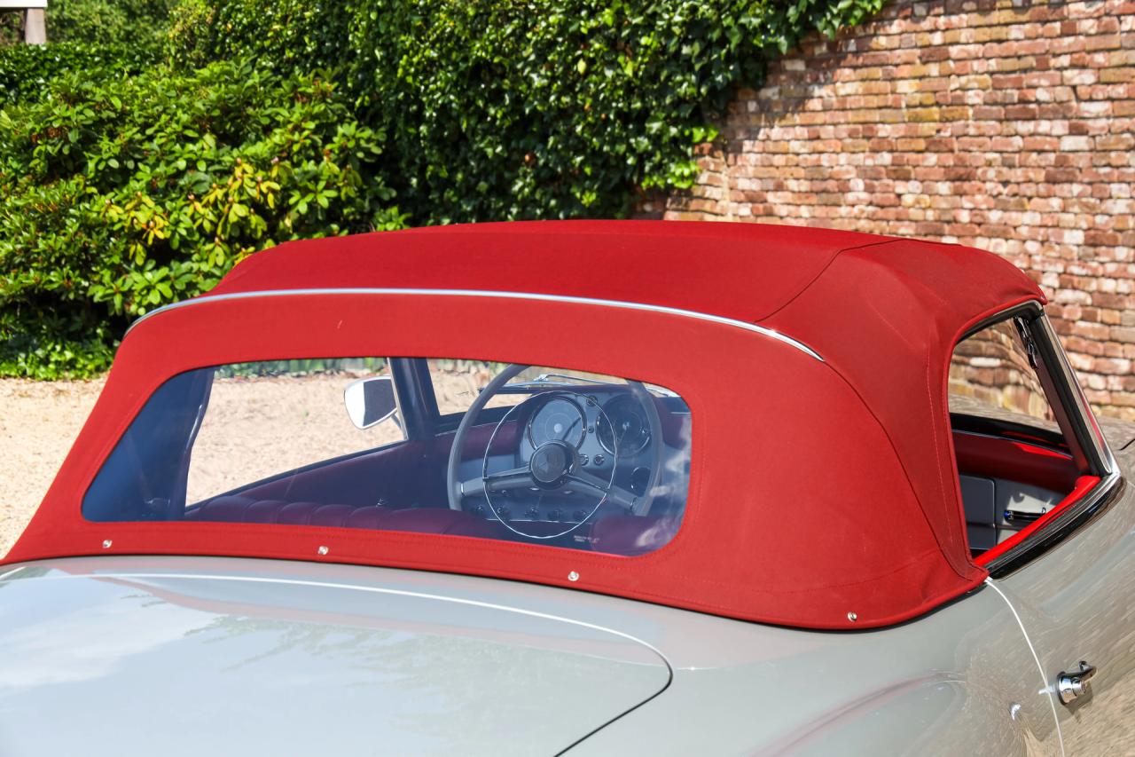 1960 Mercedes - Benz Mercedes Benz 190 SL &ldquo;Comprehensive bare metal restoration in 2018&rdquo;