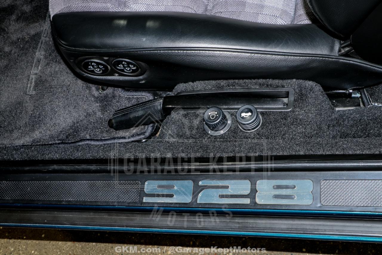 1991 Porsche 928 GT