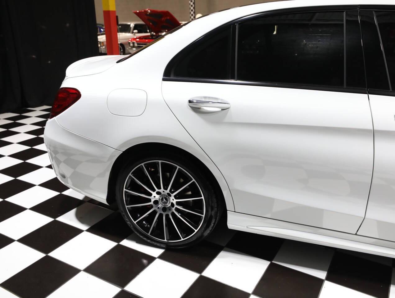 2017 Mercedes - Benz C-Class