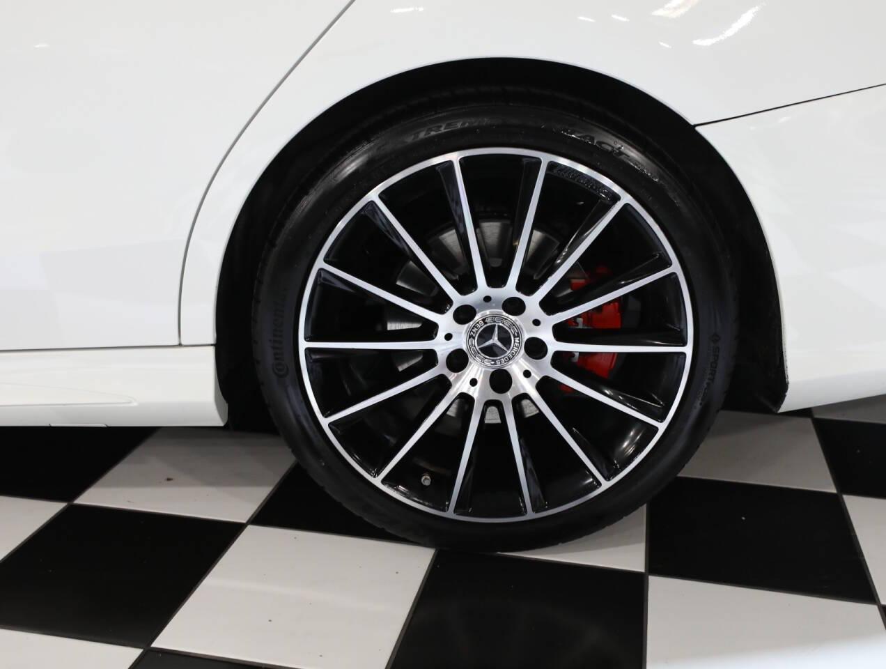 2017 Mercedes - Benz C-Class