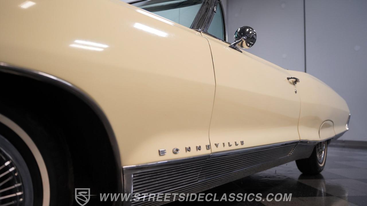 1966 Pontiac Bonneville Convertible
