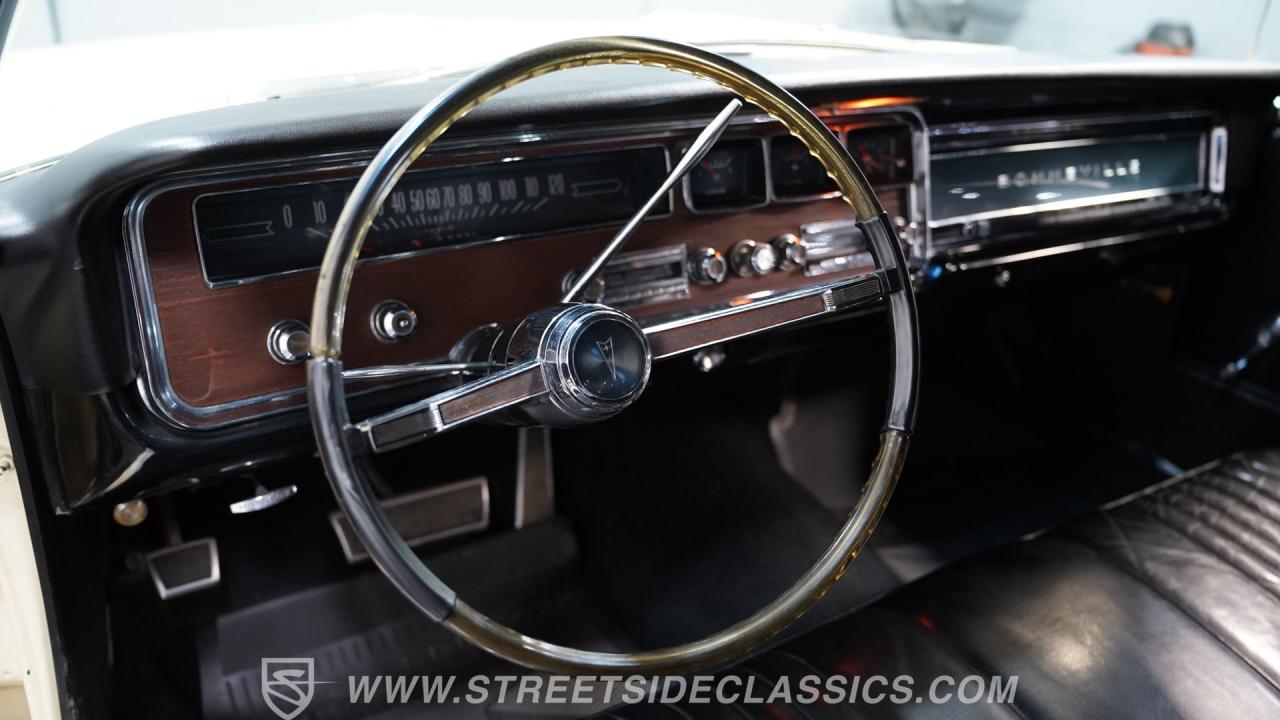 1966 Pontiac Bonneville Convertible