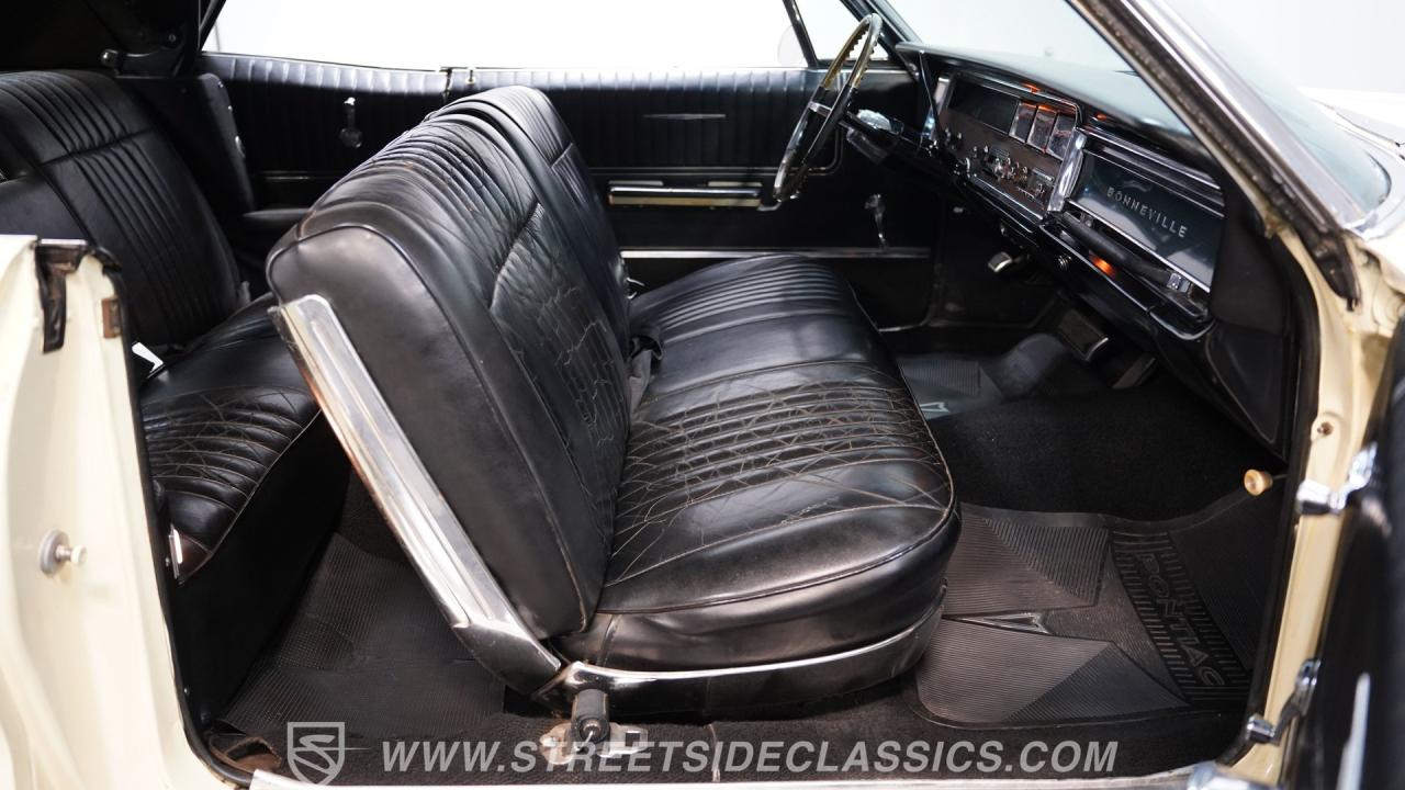 1966 Pontiac Bonneville Convertible