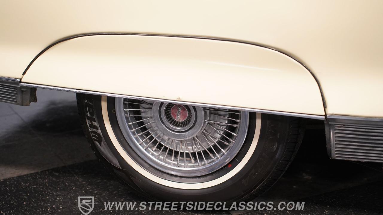 1966 Pontiac Bonneville Convertible