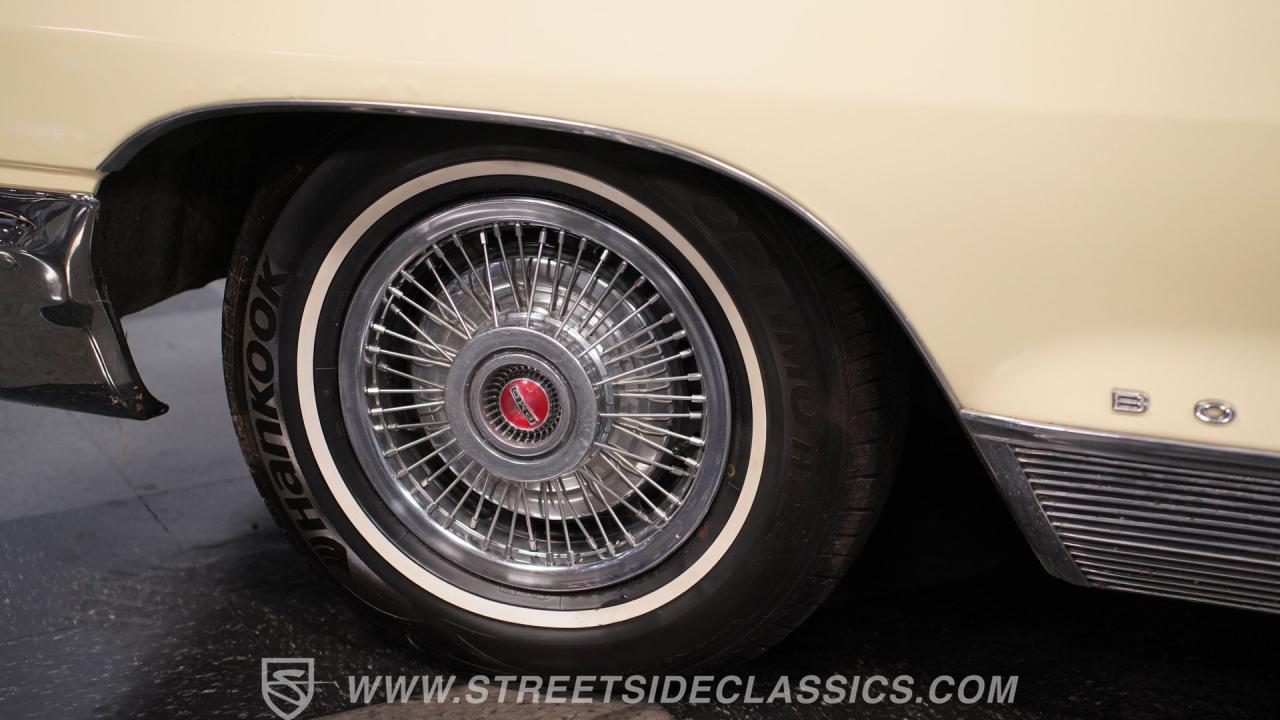 1966 Pontiac Bonneville Convertible