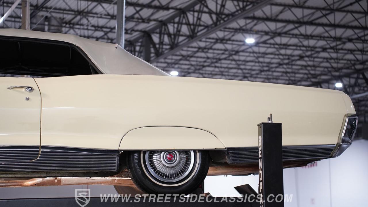 1966 Pontiac Bonneville Convertible