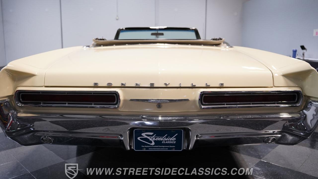 1966 Pontiac Bonneville Convertible